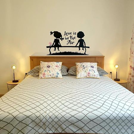 Apartment Mon Chéri-located in a quiet neighbourhood near beaches FREE PARKING Pula Exterior foto