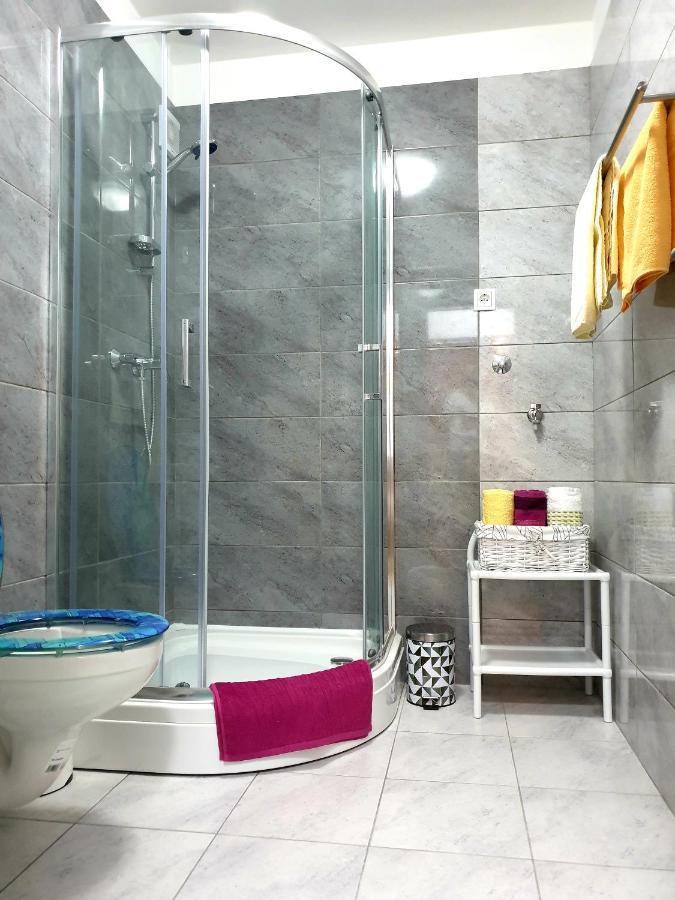 Apartment Mon Chéri-located in a quiet neighbourhood near beaches FREE PARKING Pula Exterior foto