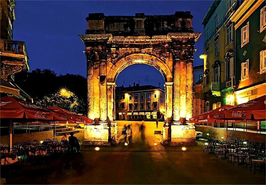 Apartment Mon Chéri-located in a quiet neighbourhood near beaches FREE PARKING Pula Exterior foto