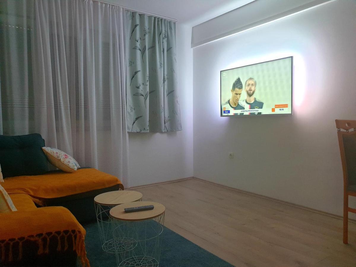 Apartment Mon Chéri-located in a quiet neighbourhood near beaches FREE PARKING Pula Exterior foto