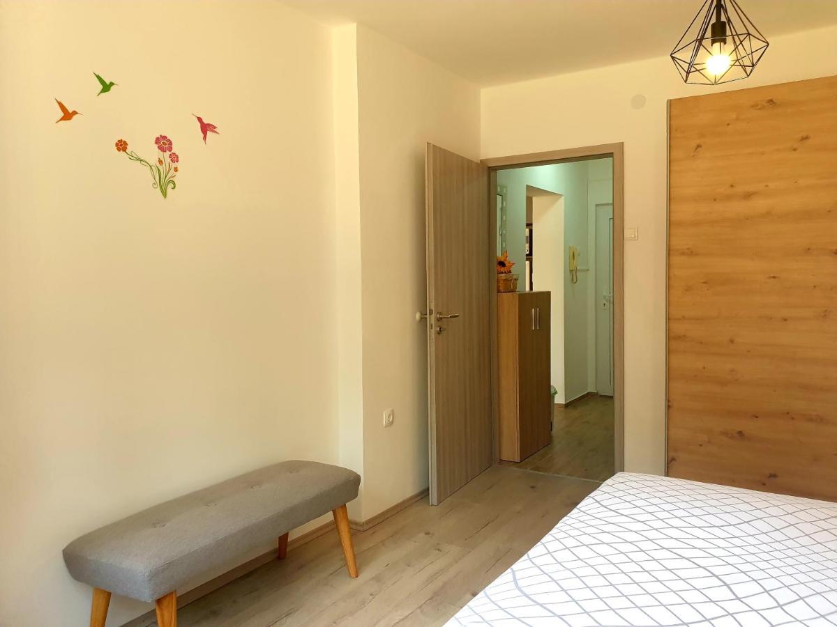 Apartment Mon Chéri-located in a quiet neighbourhood near beaches FREE PARKING Pula Exterior foto